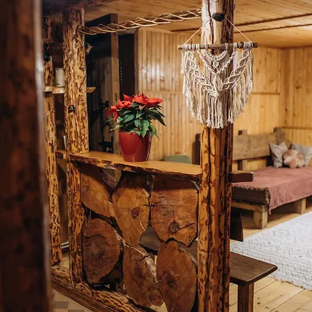 Lodge Dolyna Mykolaya Migovo