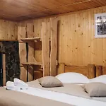 Деревянный коттедж Dolyna Mykolaya Мигово