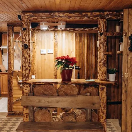 Dolyna Mykolaya 山林小屋 米戈韦